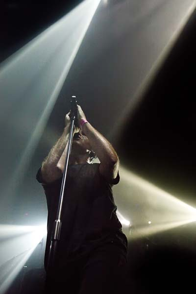 http://www.xyzbrighton.com/img/live_gary_numan_concorde2_keith_trigwell_290710_14.jpg