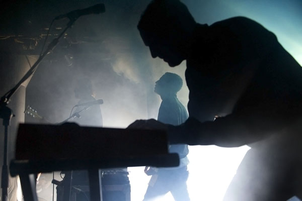 http://www.xyzbrighton.com/img/live_miike_snow_digital_emmest_300110_06.jpg