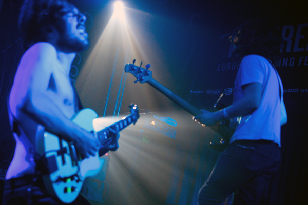 http://www.xyzbrighton.com/img/live_pulled_apart_by_horses_great_escape_concorde2_emmest_130510_08.jpg.jpg