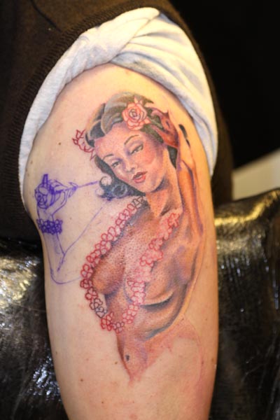 http://www.xyzbrighton.com/img/live_tattoo_convention_310110_james_brown_8927.JPG