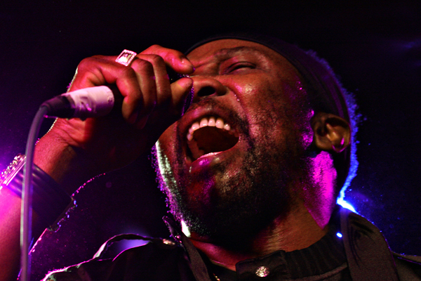 http://www.xyzbrighton.com/img/live_toots_and_the_maytals_concorde2_ian_greenland_170610_13.JPG