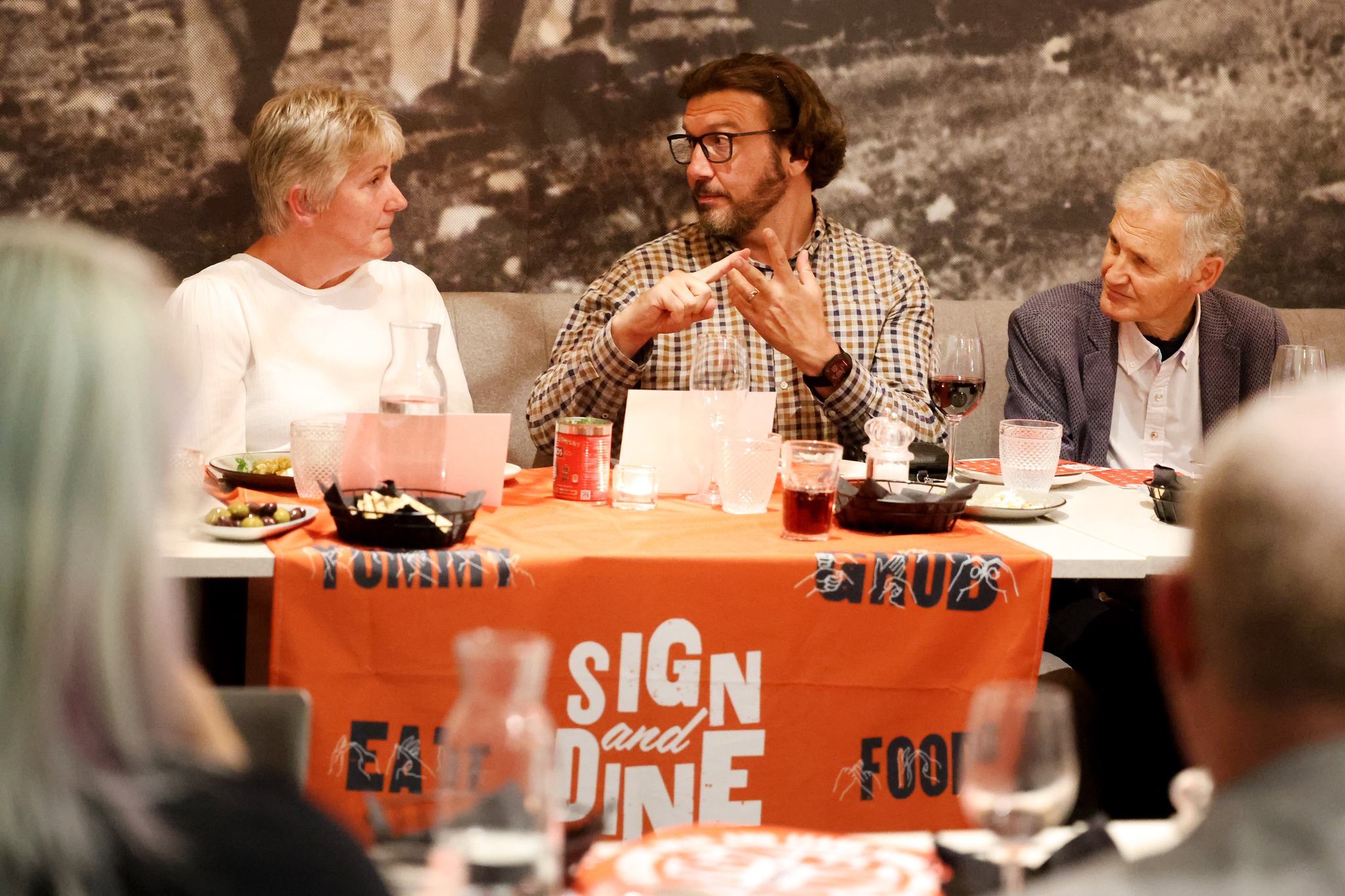 Sign and Wine | Learn BSL | Sample Amazing Wines!
